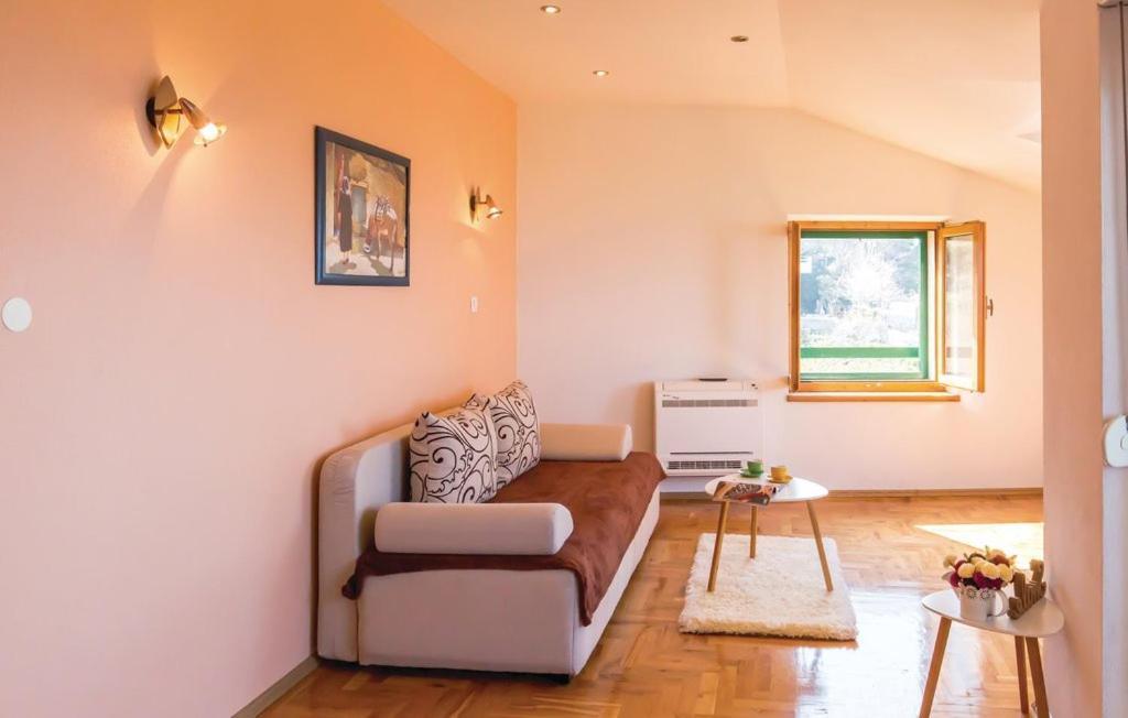 Vacation Apartments Feniks Tučepi Esterno foto