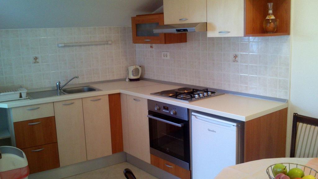 Vacation Apartments Feniks Tučepi Esterno foto