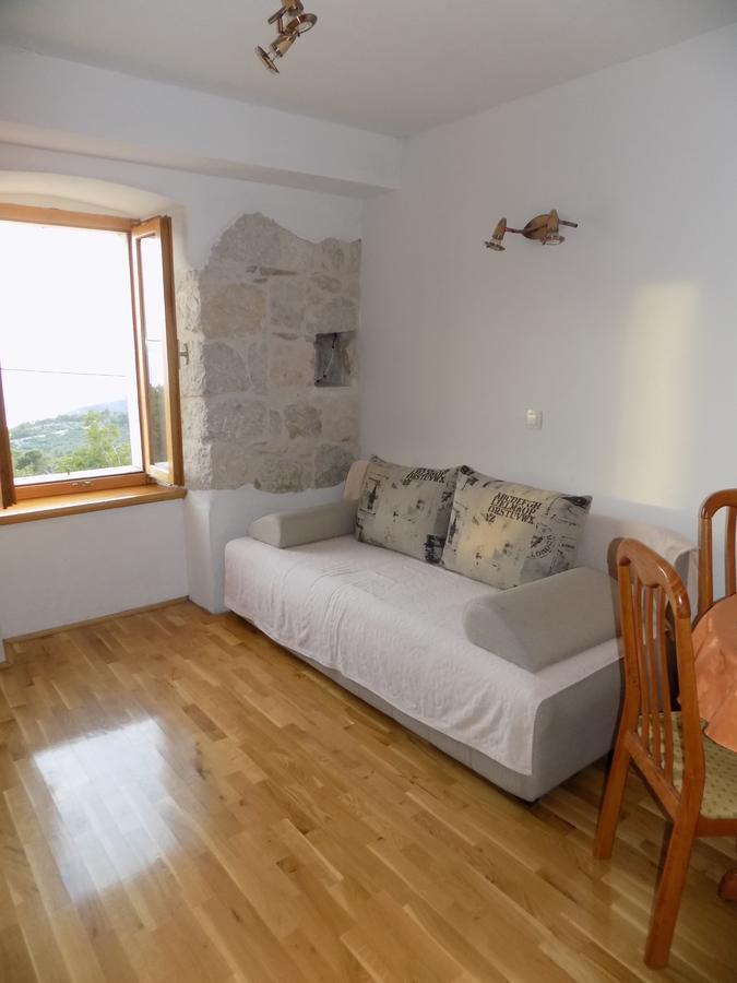 Vacation Apartments Feniks Tučepi Esterno foto